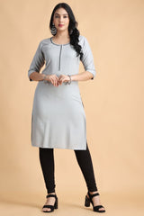 Filiate Women Solid Straight Kurta