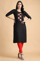 Filiate Women Embroidered Straight Kurta with Round Neck