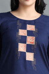 Filiate Women Embroidered Straight Kurta with Round Neck