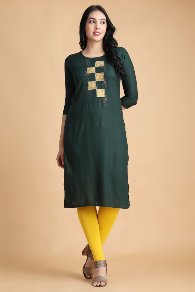 Filiate Women Embroidered Straight Kurta with Round Neck