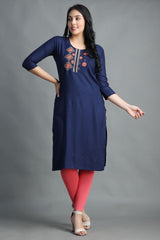 Filiate Women Embroidered Straight Kurta with Round Neck