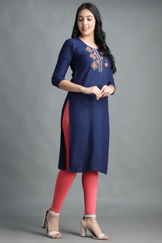 Filiate Women Embroidered Straight Kurta with Round Neck