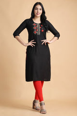 Filiate Women Embroidered Straight Kurta with Round Neck