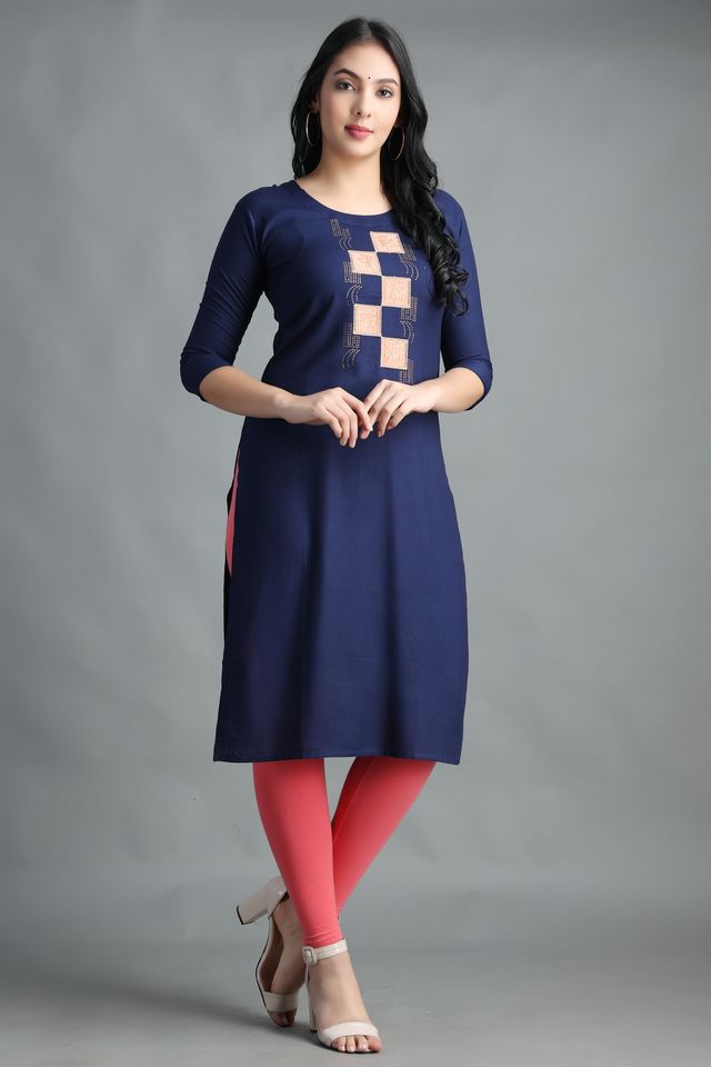 Filiate Women Embroidered Straight Kurta with Round Neck