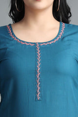 Filiate Women Solid Straight Kurta